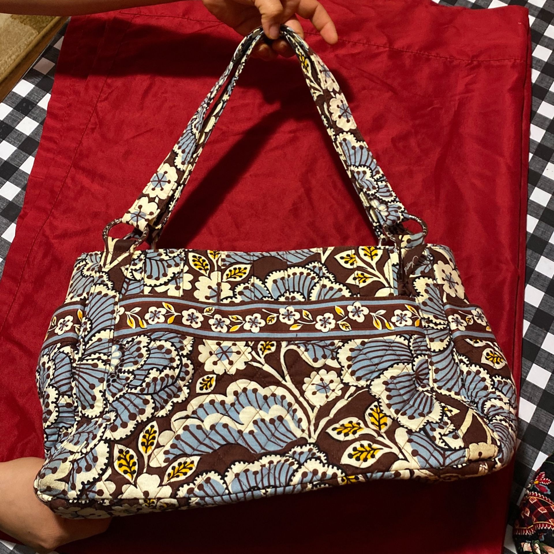 VERA BRADLEY.......Medium Purse