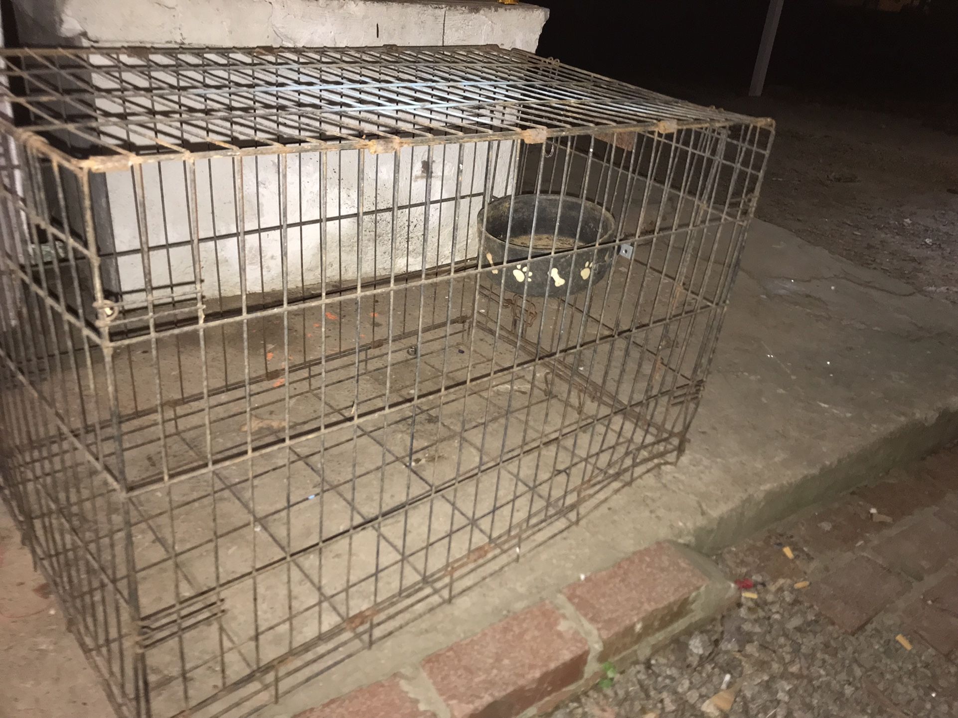 Large Dog Kennel With Water Bowl Holder