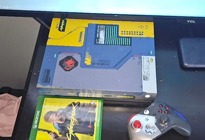 Limited Edition Xbox Cyberpunk