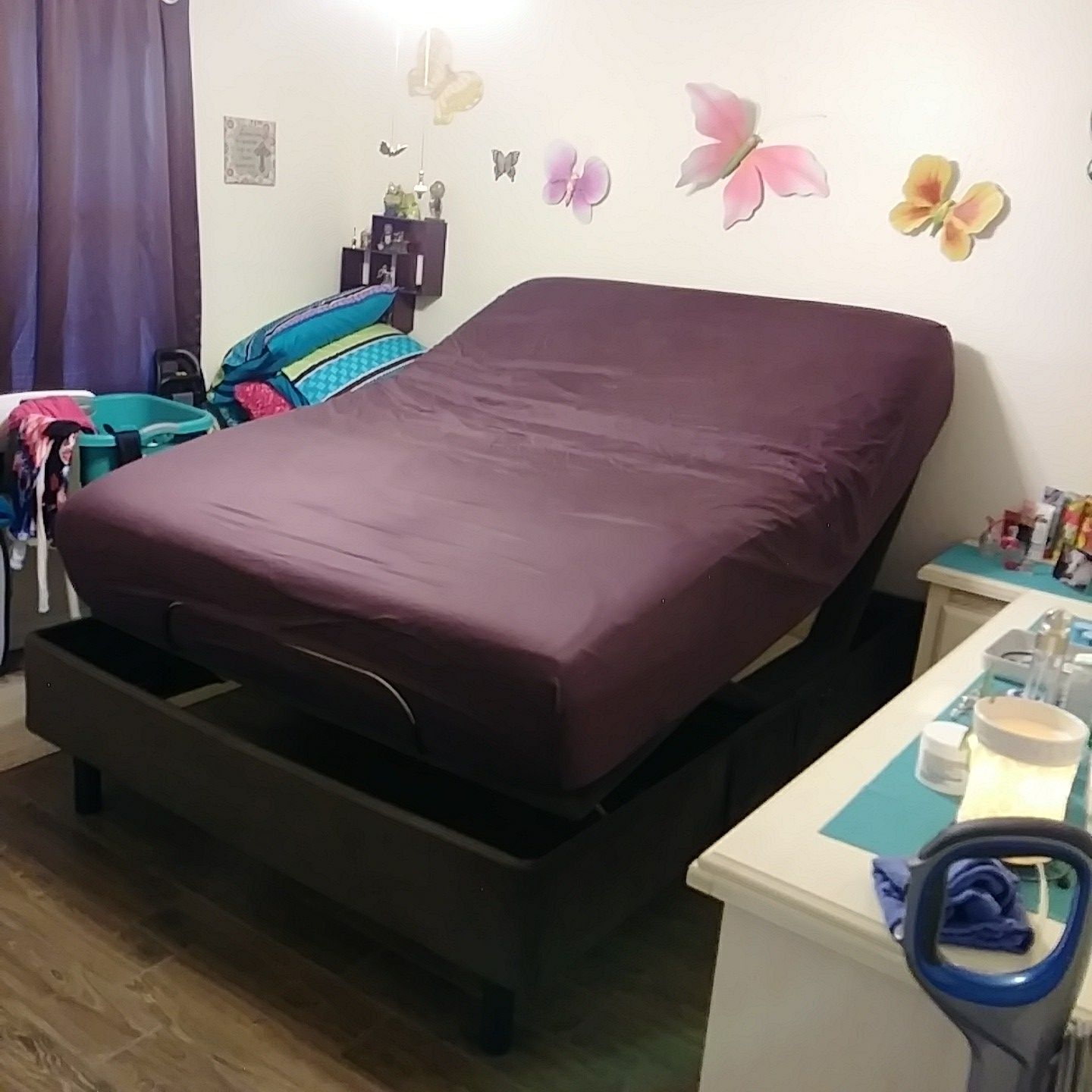Massage &Adjustable Queen Bed $2,000/ obo