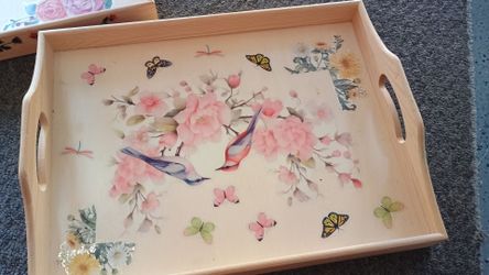 Serving tray