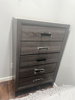 Bedroom set —brand new (Full) chest, Nightstand & Bed Frame
