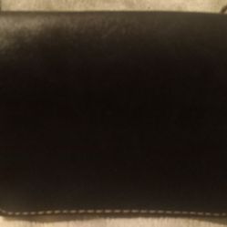 New Small Leather Wallet  W/ ID Window, Inside Pocket, & Zippered Coin Pocket