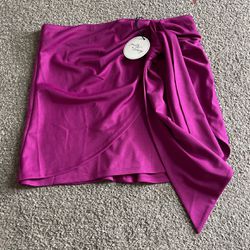 Size Large Skirt With Tie 