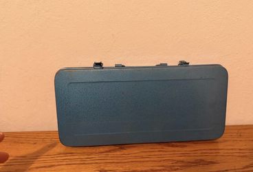 VINTAGE BLUE METAL TOOL BOX (NOS)