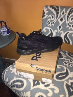 Reebok Men sneakers