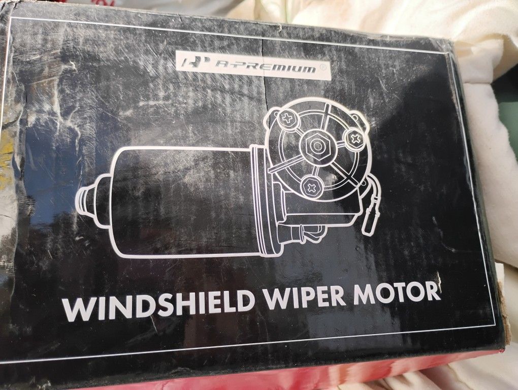 Windshield Replacement Motor