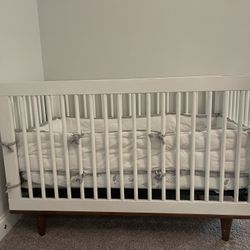 Baby Crib , Mattress and PB Bumper 