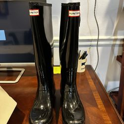 Hunter Original Tall Gloss Women’s Rain Boots- Black US Women Size 9