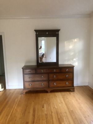 Mirrored Furniture For Sale In Connecticut Offerup