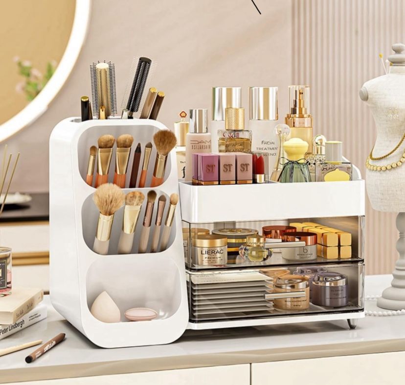 White Makeup Organizer