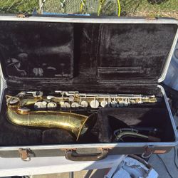 Bundy Selmer Altone Saxophone 