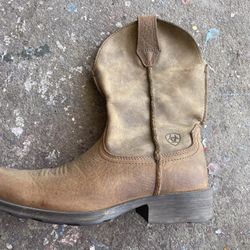 Ariat Rambler 7.5D