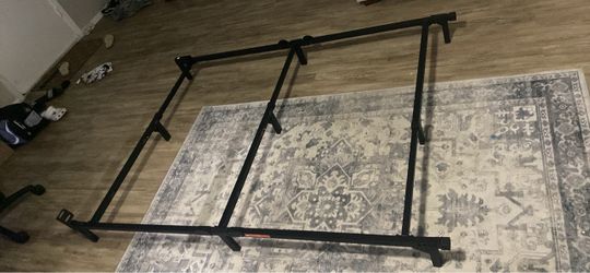 Adjusting Metal bed fram
