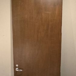 🔥 LIKE NEW – Heavy-Duty Fire-Rated Commercial Doors 🔥

Qty Available: 5 Doors (Buy One or Buy All)