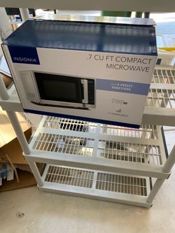 Insignia  .7 Cu. Ft. Compact Microwave - White