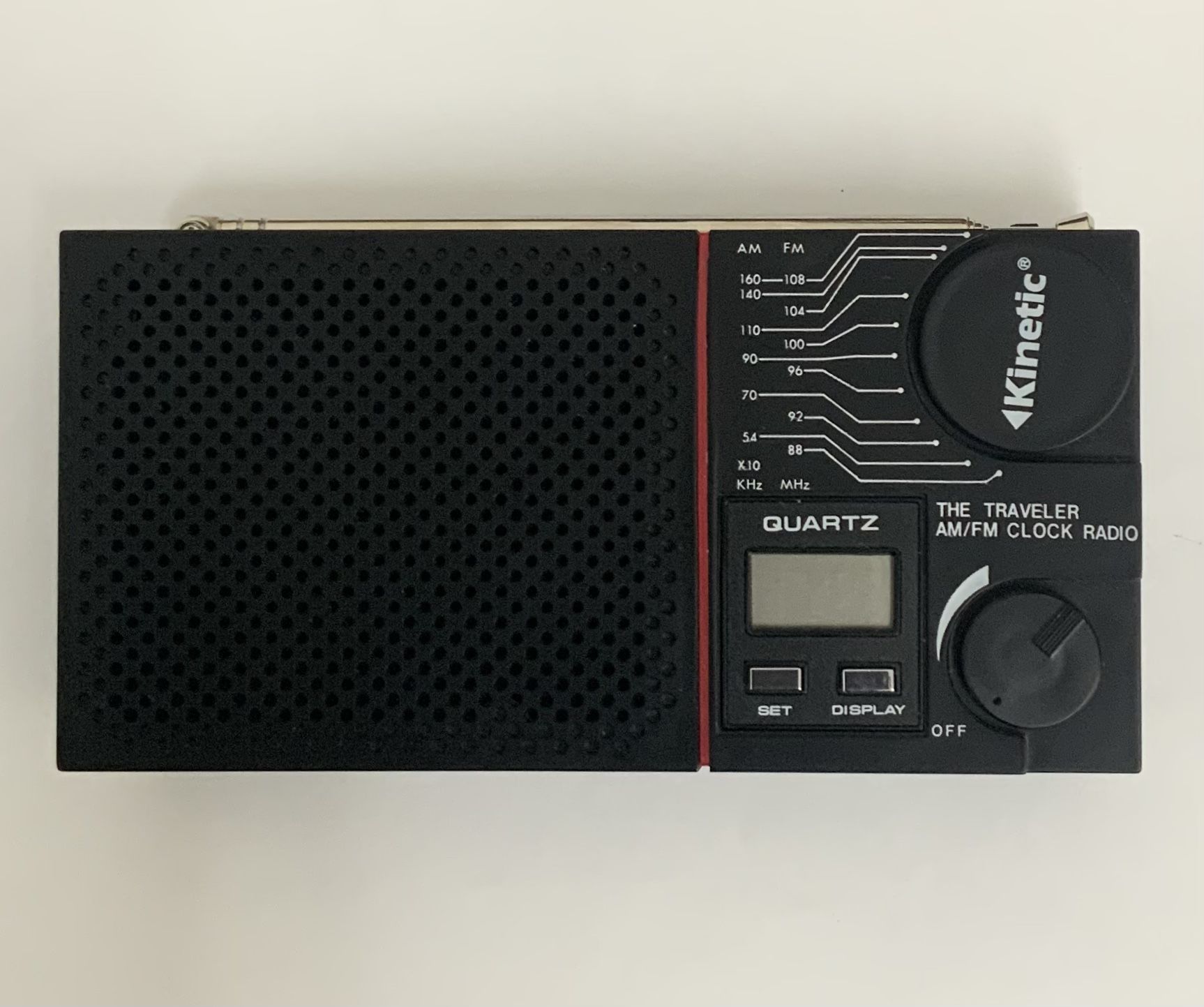 The Traveler AM/FM Clock Radio CS-601 Kinetic Tested and Working