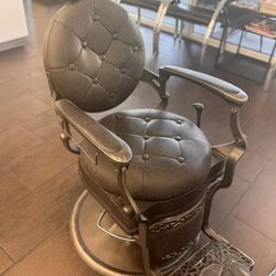 🔥 Premium Minerva Coppola II Barber Chair – Like New 🔥
