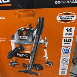 Ridgid 14 Gallon Wet/Dry Shop Vacuum. In box