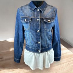 Maurices Dark Wash Denim Jacket Size Medium Cropped Layering Urban Streetware