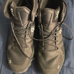 ON Waterproof Boots Size 9