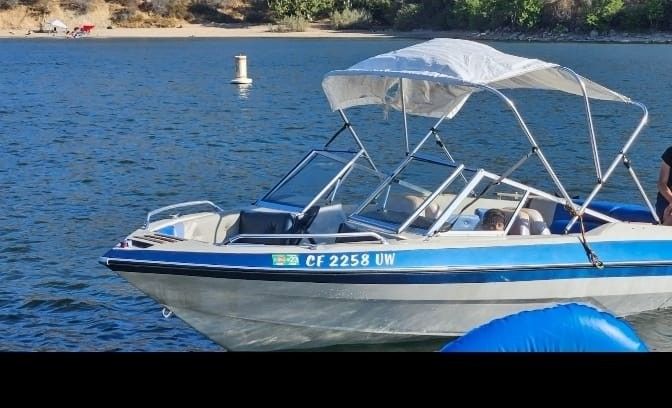 1986' Glastron Boat