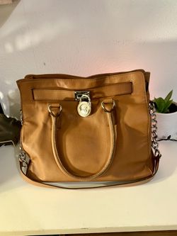 Michael Kors Hamilton Studded Tote (L) Tan Pebbled Leather 