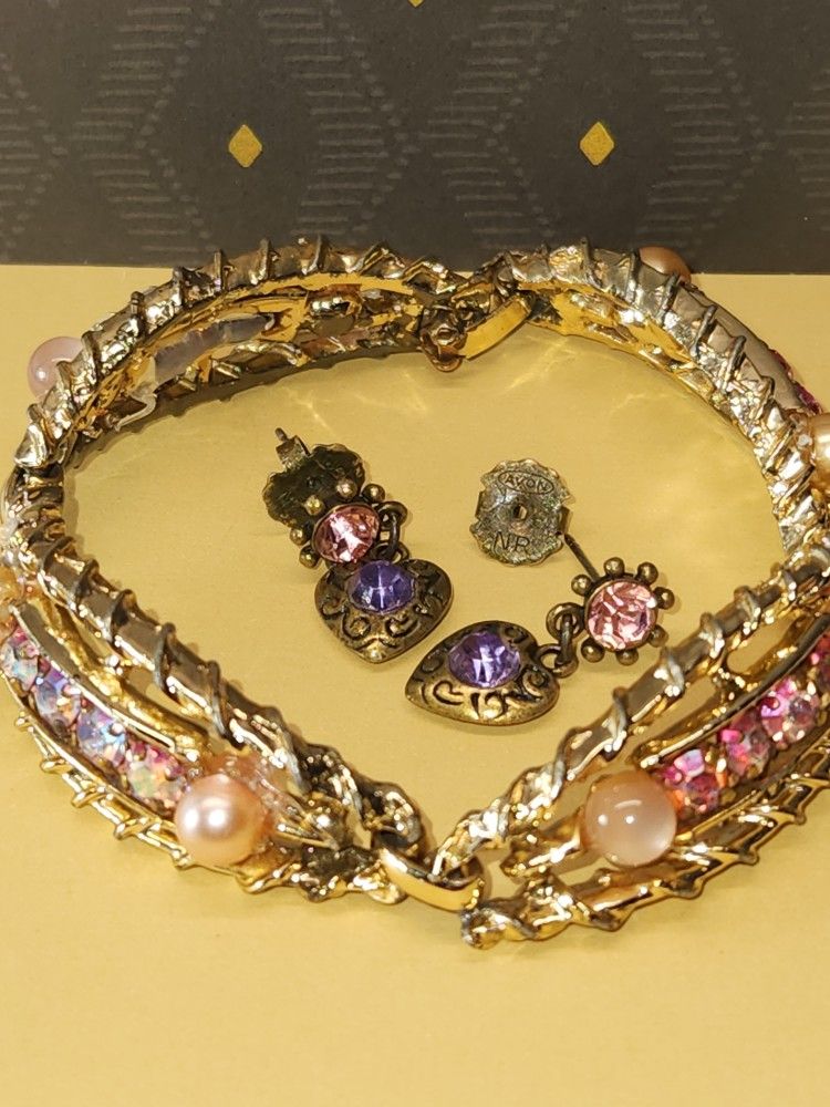 #1803, VINTAGE SET CRYSTAL, EARRINGS SIGNED AVON, AND BRACELET 7.5"

