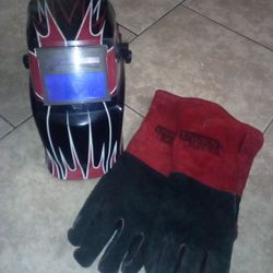Welding Helmet With Gloves Works Perfectly Fine 