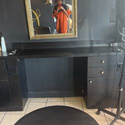 FREE BEAUTY SALON EQUIPMENT