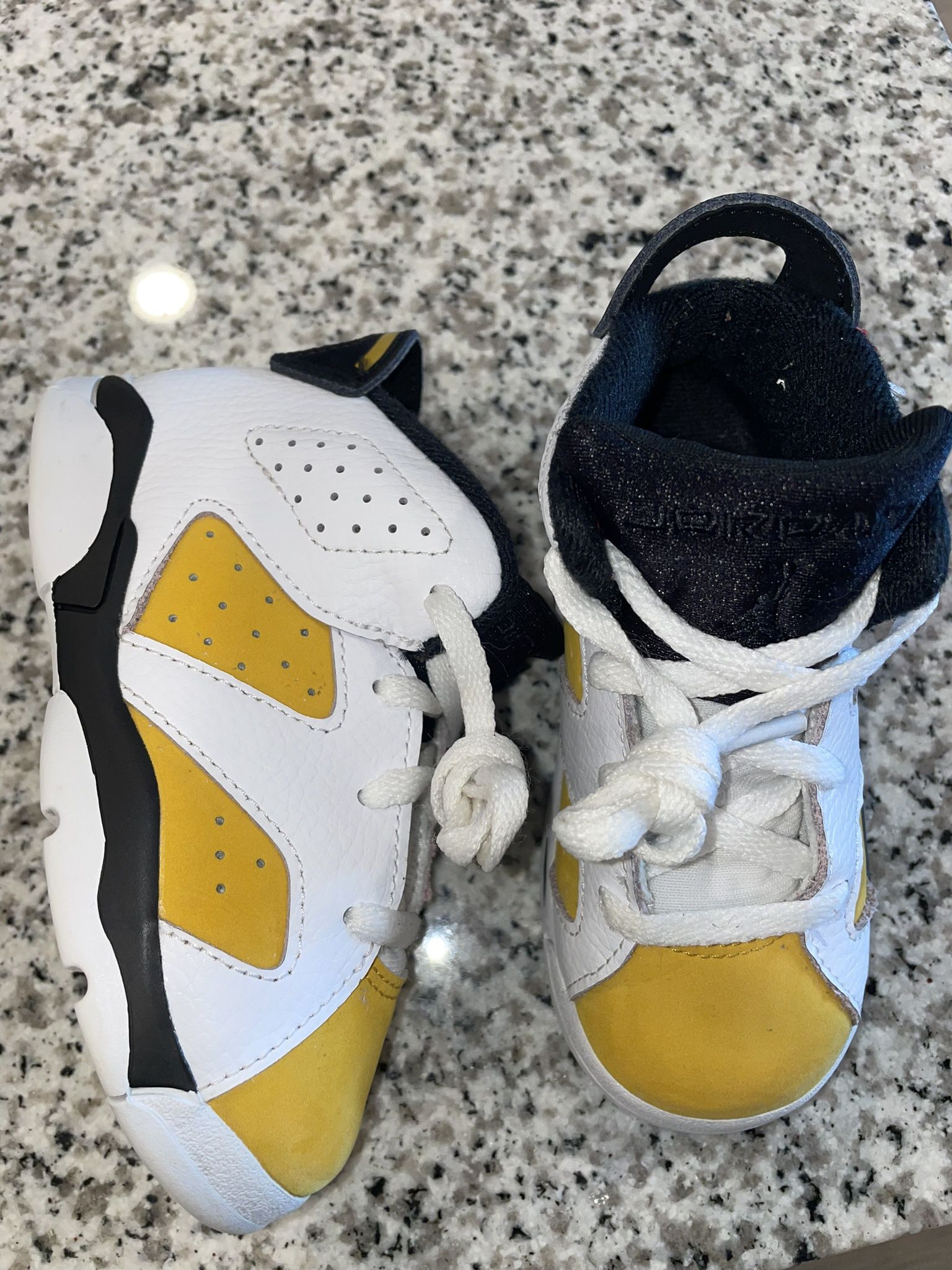 Jordan’s Kids Used-Like New Shoes