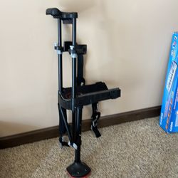 IWalk 2.0   Hands Free Knee crutch