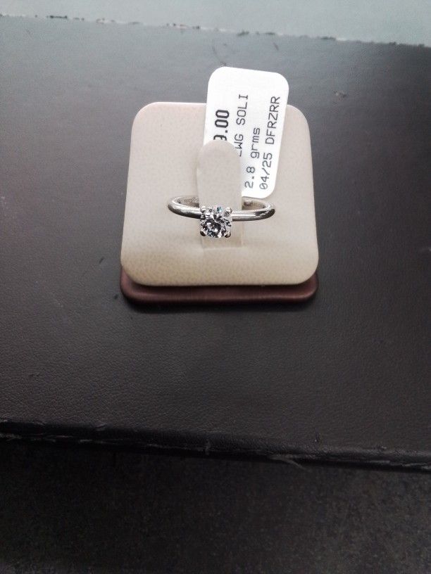 14k Verragio Solitare Ring