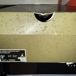 Jordan Retro 4 SE