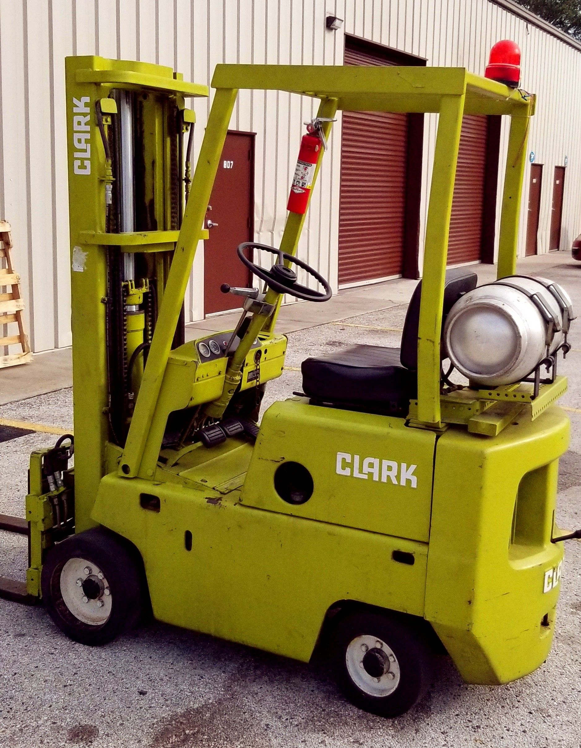 Clark C500 forklift