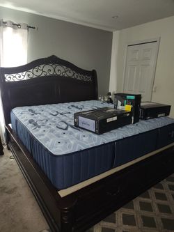 King size bed