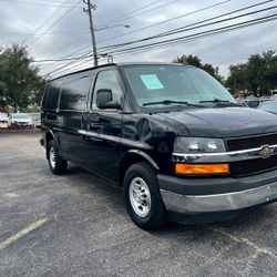 2017 Chevrolet Express 2500
