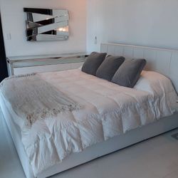 Furniture’s In Sale 