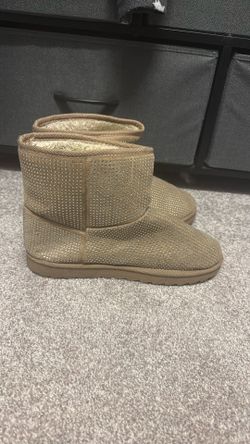 Women’s Size 10 Boots