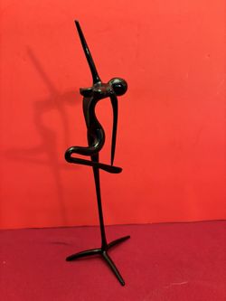 Vintage Gymnast Sculpture In Marano Glass 9 Inches Tall