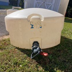 200 Gallon Water Tank 