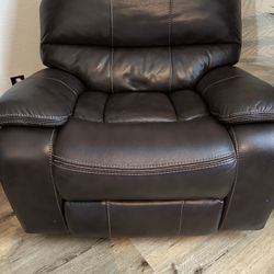 Recliner/rocking Chair 