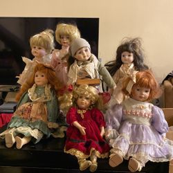 Seven Porcelain.Dolls 