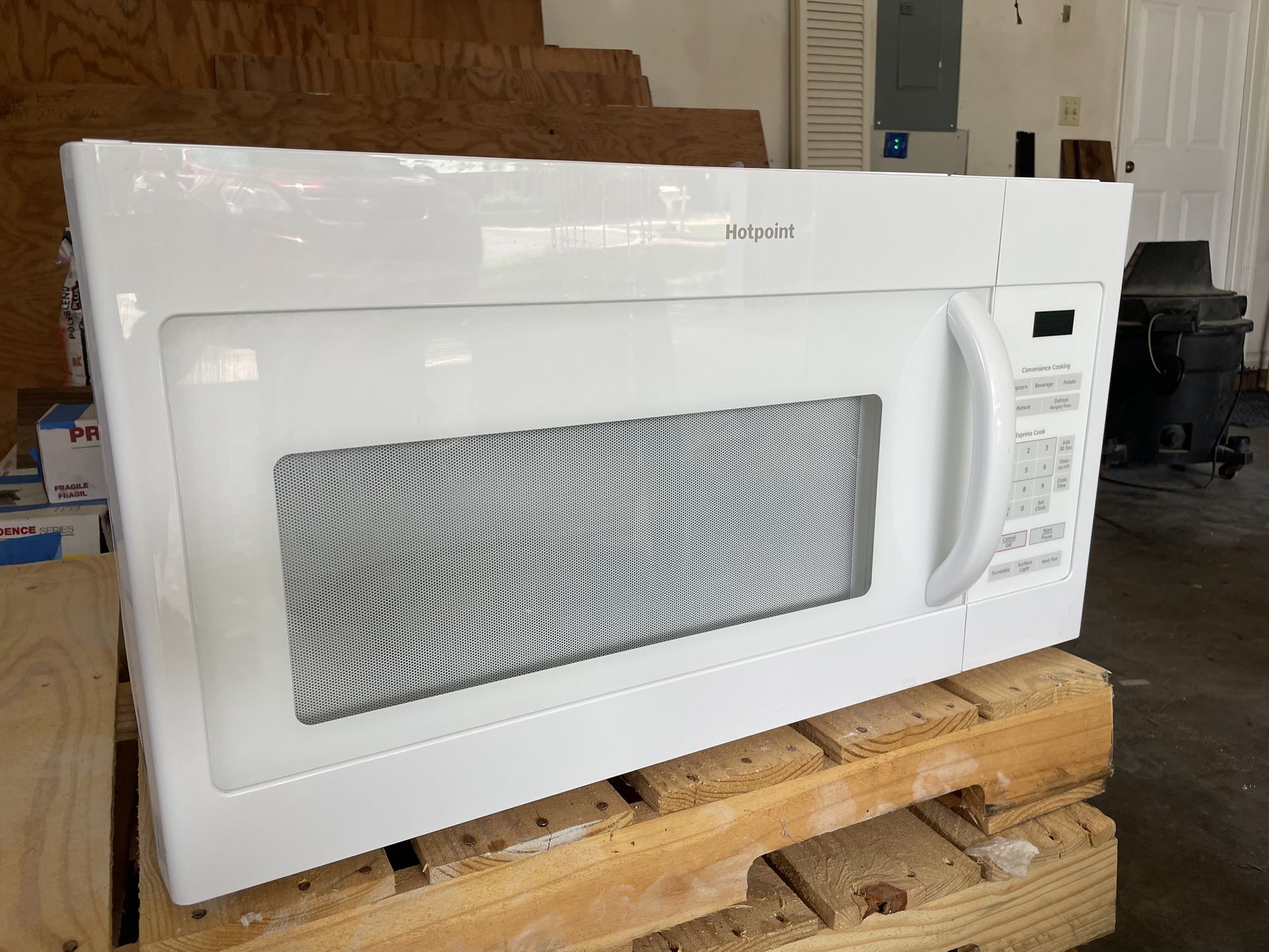 Hotpoint Over The Range Microwave