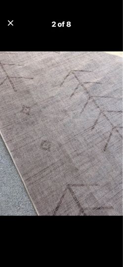 5/8 very clean rug
