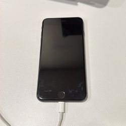 *** iPhone 8 Plus - 64 GB - Gray - UNLOCKED ***