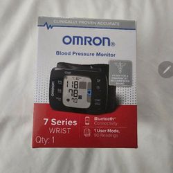 Omron Blood Pressure Wrist Monitor W/Bluetooth