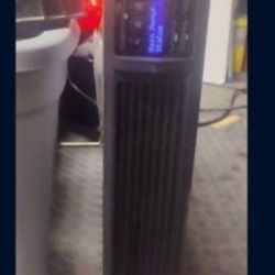 APC SMART-UPS 2200VA LCD /NETWORK BACKUP
