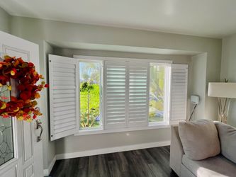 Interior Wood Shutters- Custom, Plantation, Professional Installation, Licensed Company, Window Treatments & Coverings, Persianas De Madera, Espanol