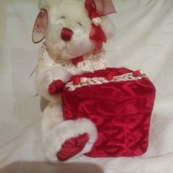 8 Inch Plush Bear With Velvet Box